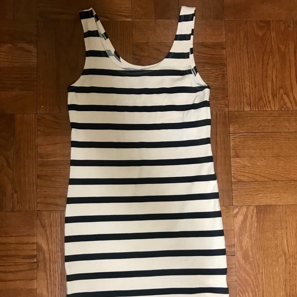 Divided Black & Beige Stripe Stretchy Dress - Sz 6
